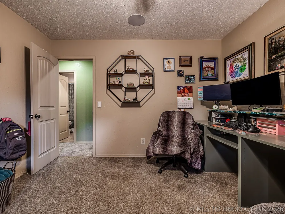 7415 E 70th Street Tulsa, OK 74133
