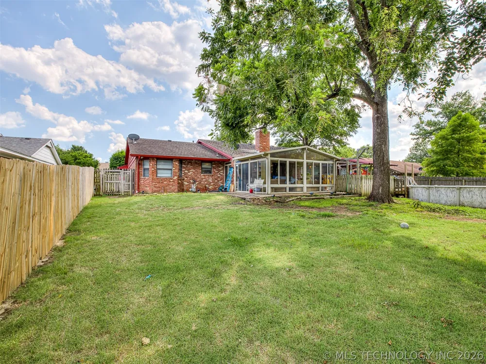 7415 E 70th Street Tulsa, OK 74133