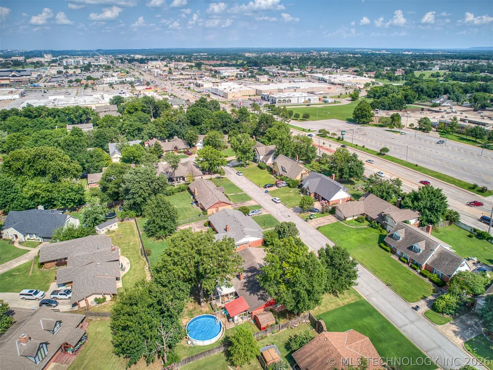 7415 E 70th Street Tulsa, OK 74133