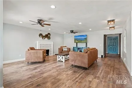 9175 Glenhaven Drive Glenhaven, CA 95443