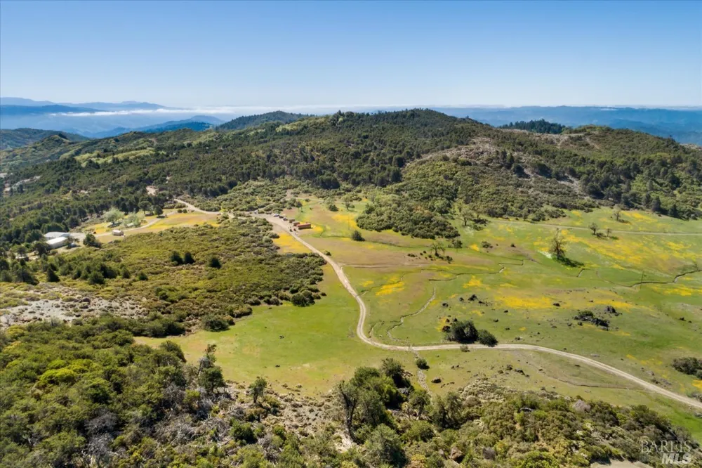 6870 County Road 110 Hopland, CA 95449