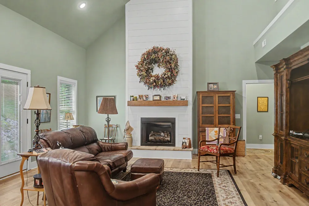1505 Dark Hollow Rd Lafayette, TN 37083