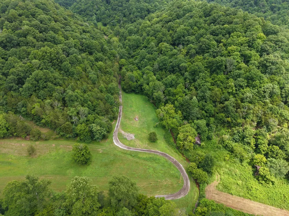 1505 Dark Hollow Rd Lafayette, TN 37083