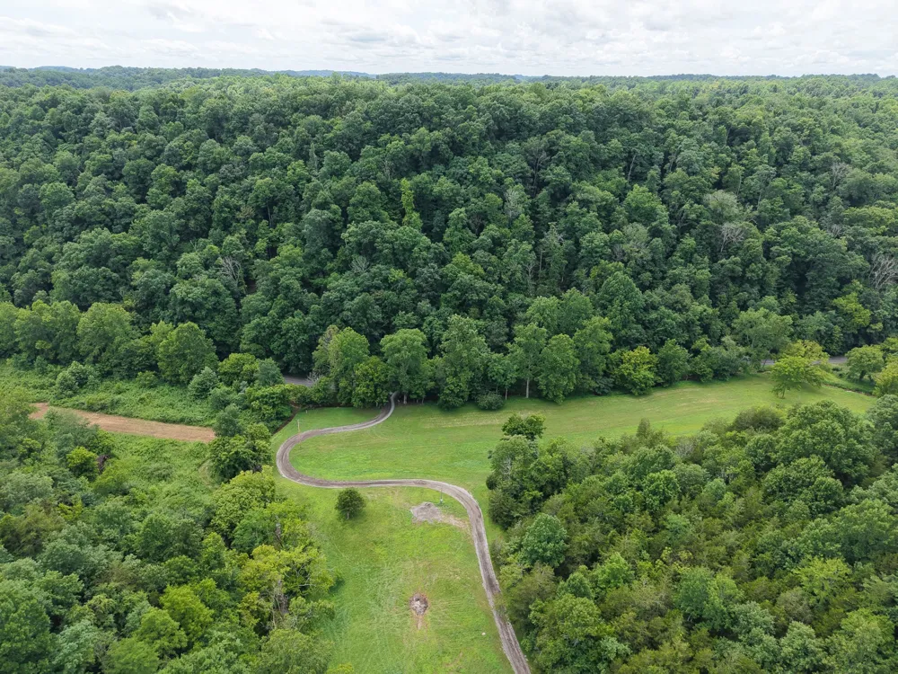 1505 Dark Hollow Rd Lafayette, TN 37083