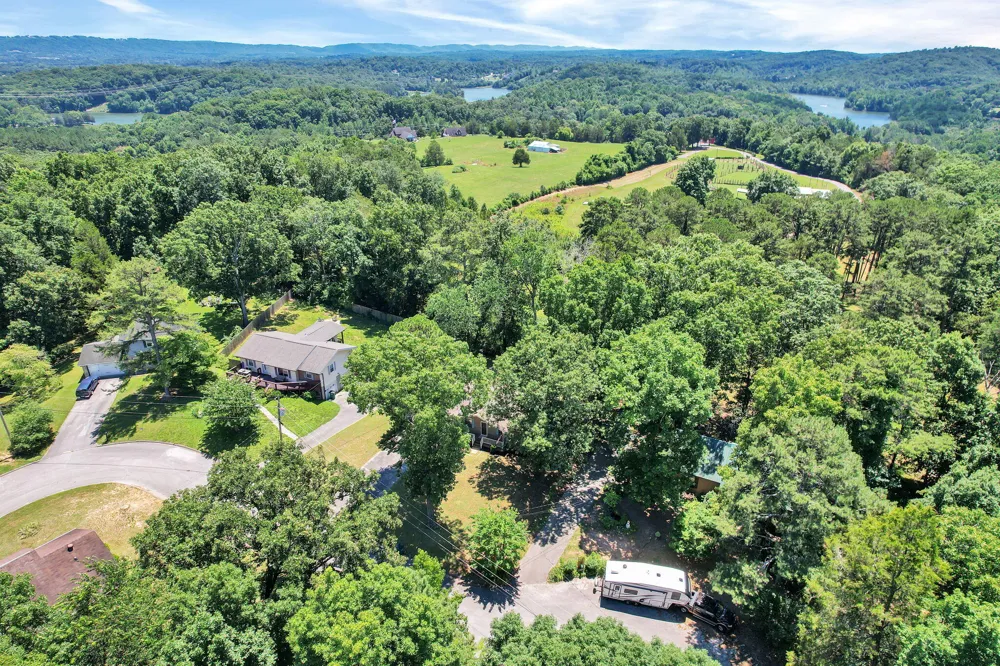 6673 Harrison Heights Drive Harrison, TN 37341