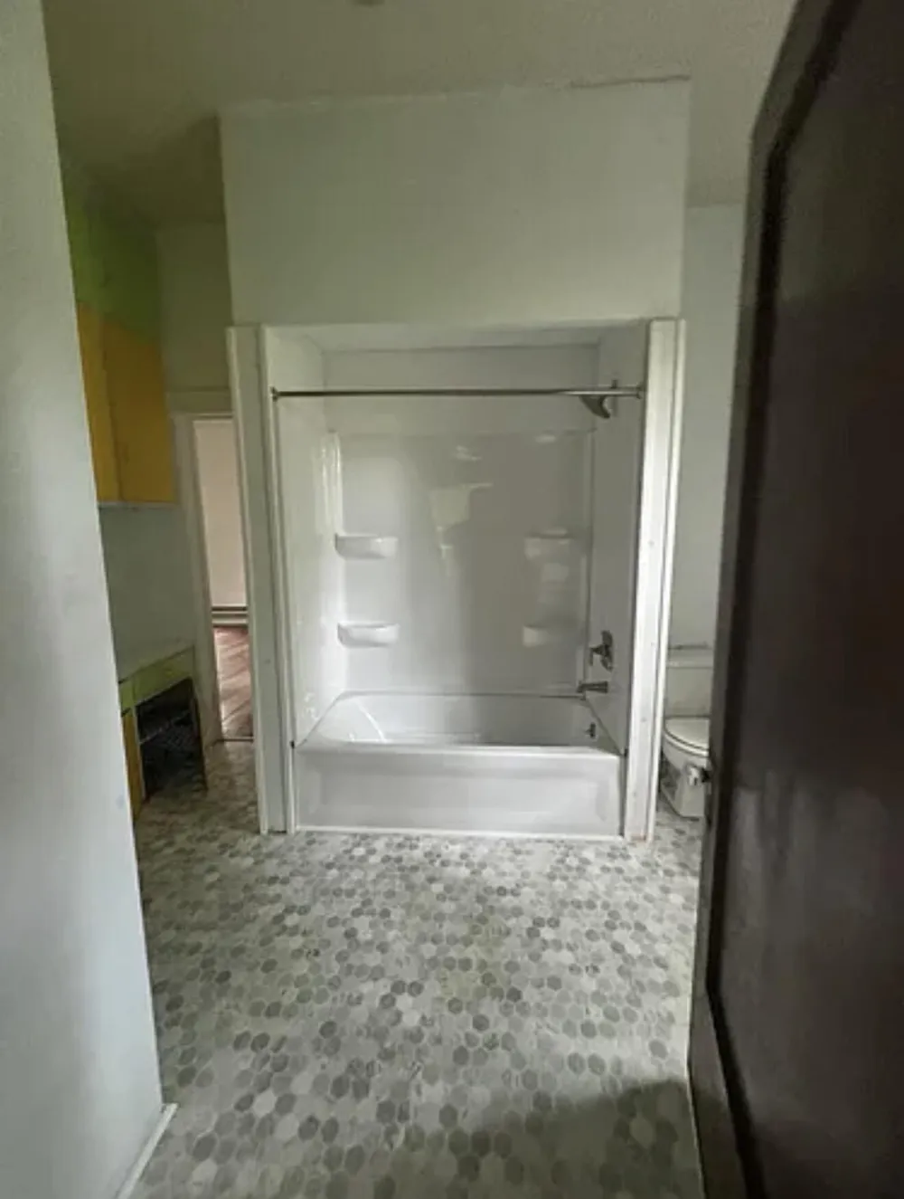411 Mitchell Place Kalamazoo, MI 49007