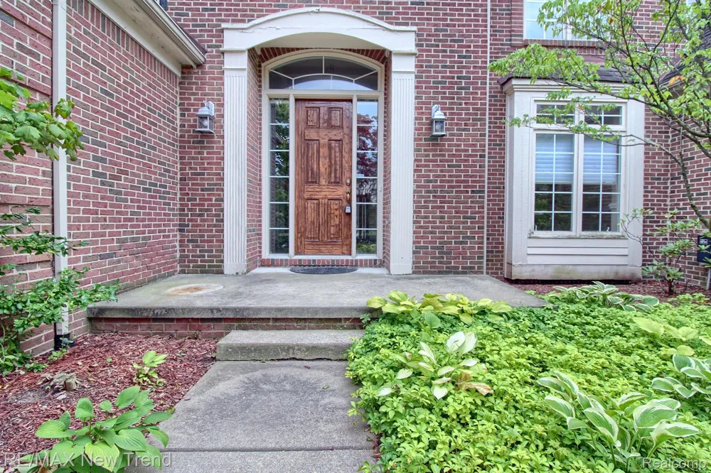 17173 WILLOW RIDGE COURT Northville Township, MI 48168