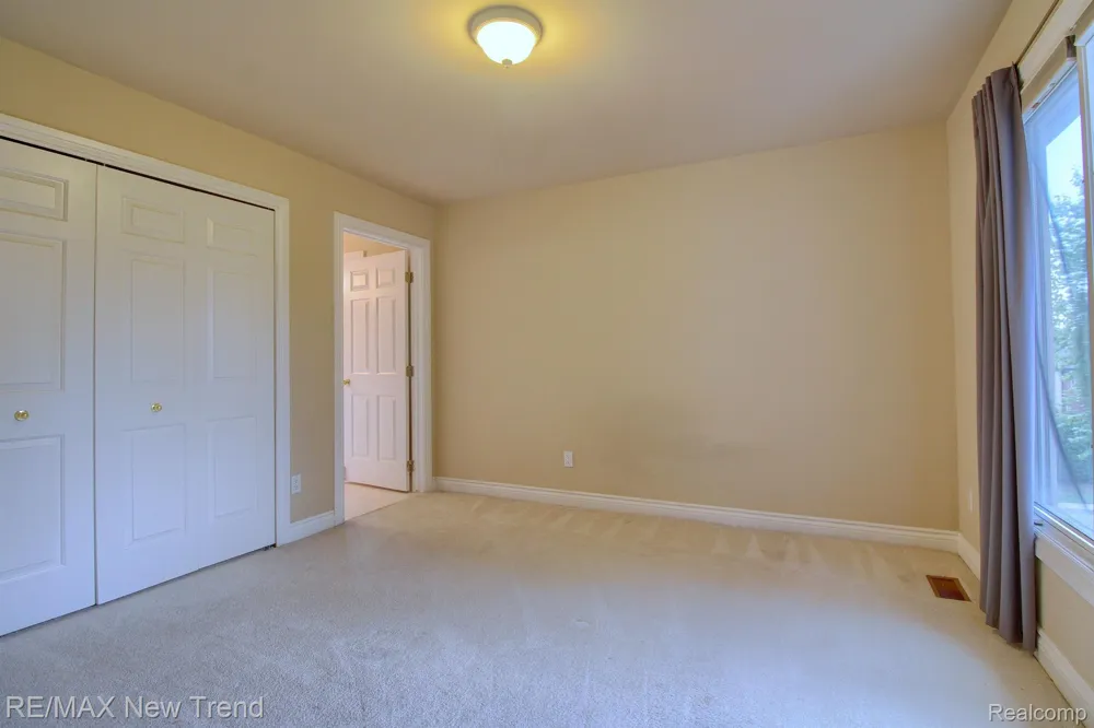 17173 WILLOW RIDGE COURT Northville Township, MI 48168