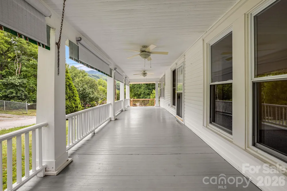 82 Hill Street Hot Springs, NC 28743