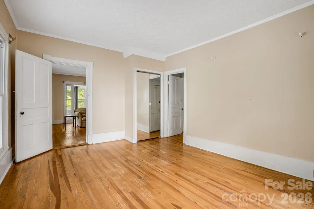 82 Hill Street Hot Springs, NC 28743