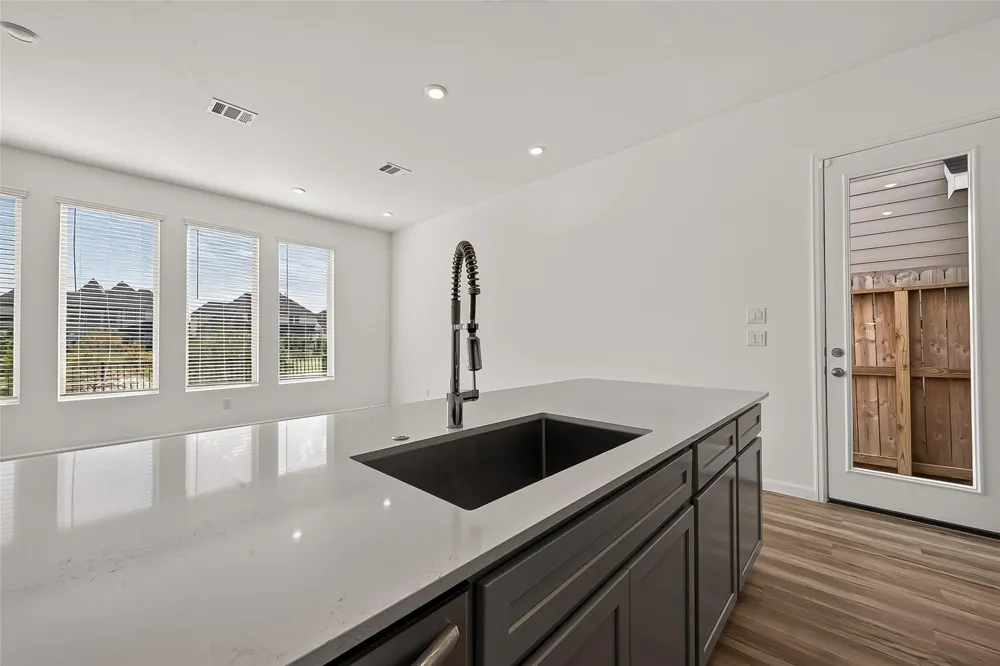 5558 Amber Brook Lane Fulshear, TX 77441
