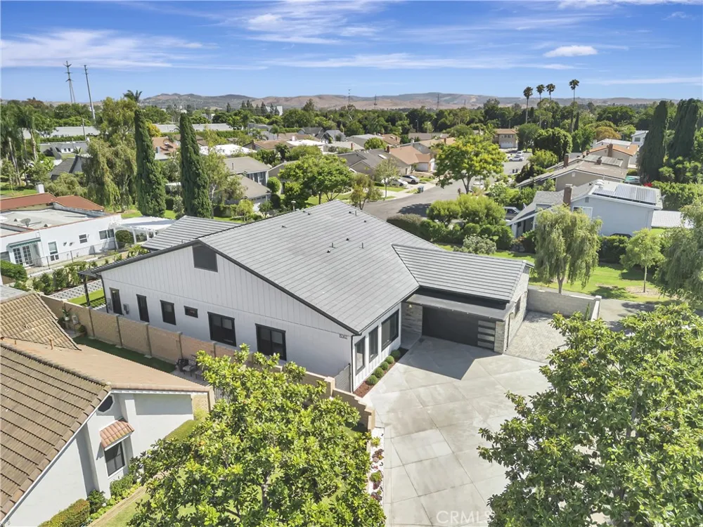 15362 Seine Cir. Irvine, CA 92604
