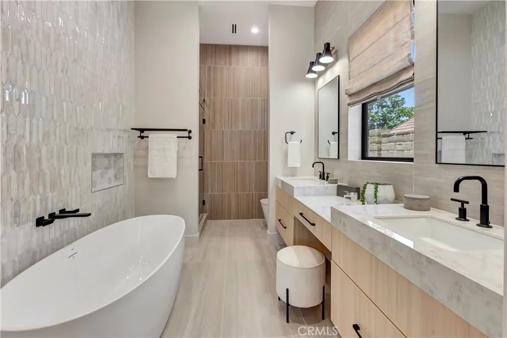 15362 Seine Cir. Irvine, CA 92604