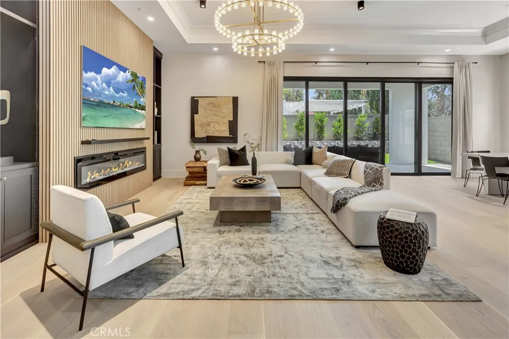 15362 Seine Cir. Irvine, CA 92604