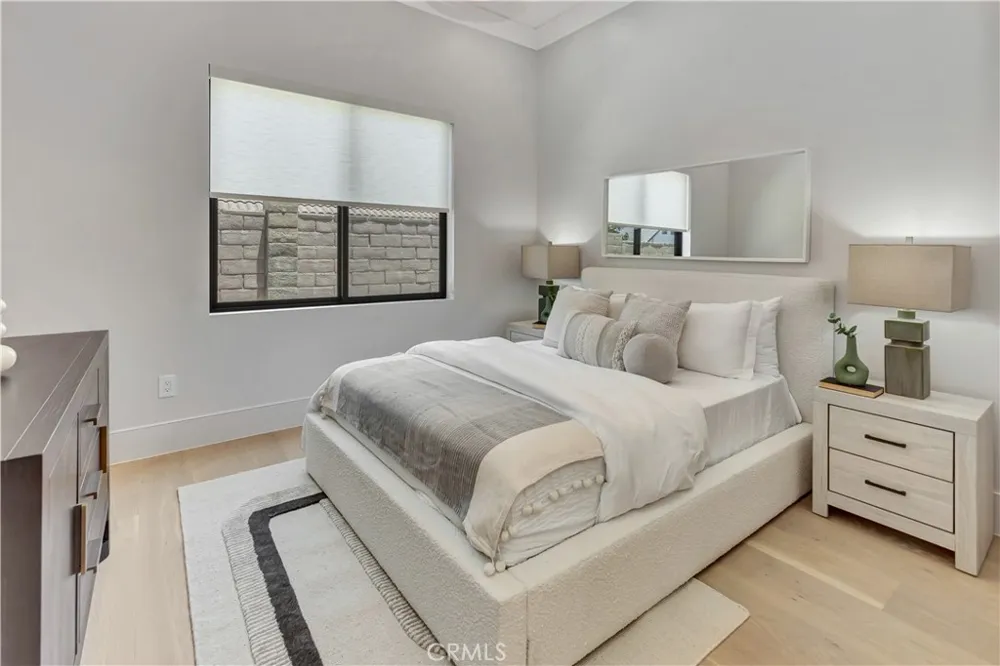 15362 Seine Cir. Irvine, CA 92604