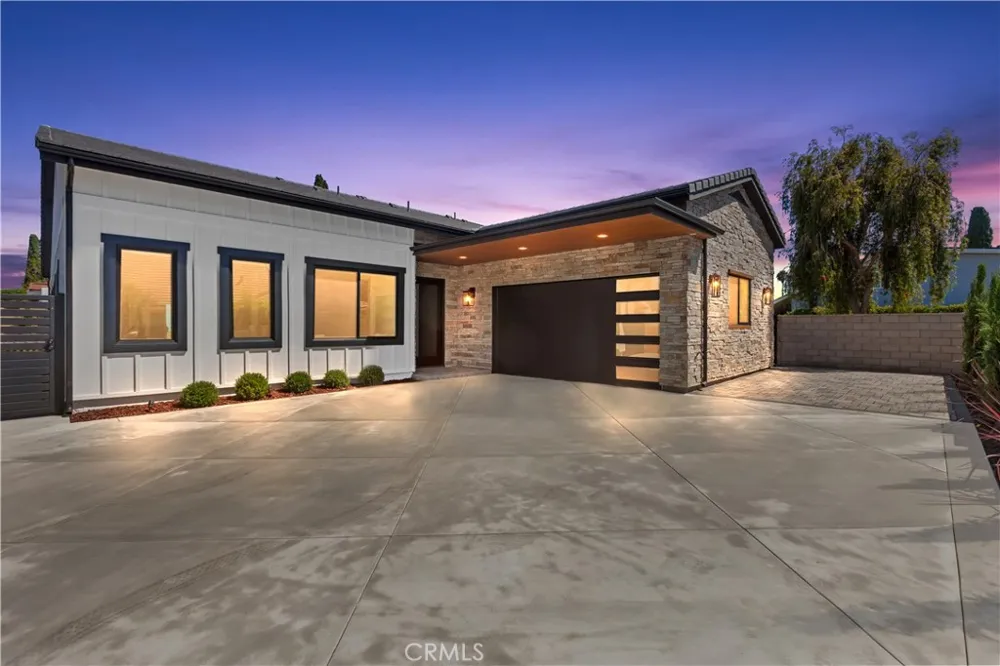 15362 Seine Cir. Irvine, CA 92604