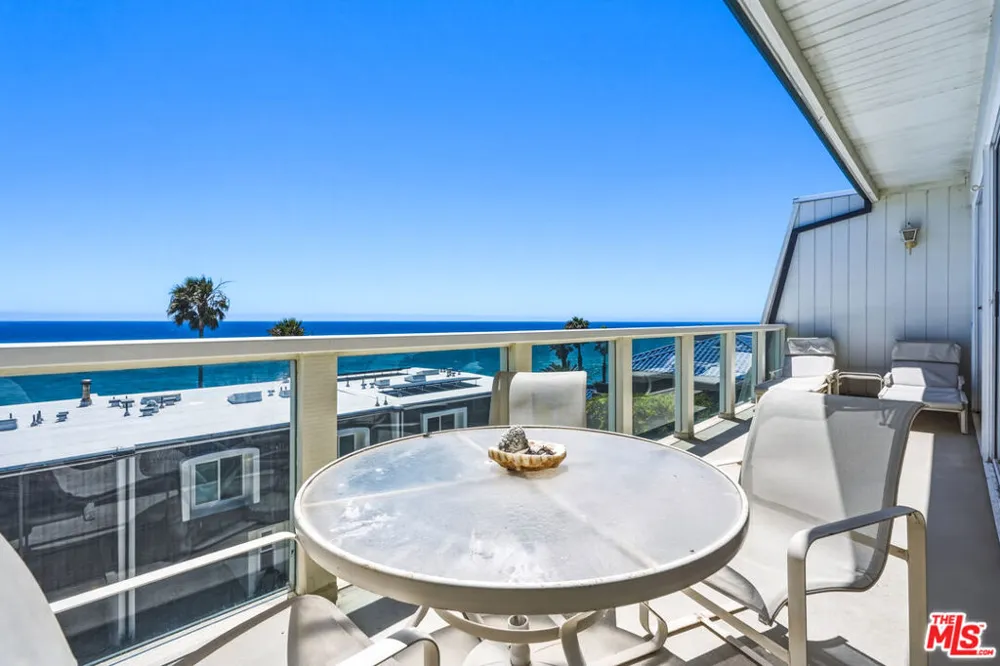 11854 Coral Reef Lane Malibu, CA 90265