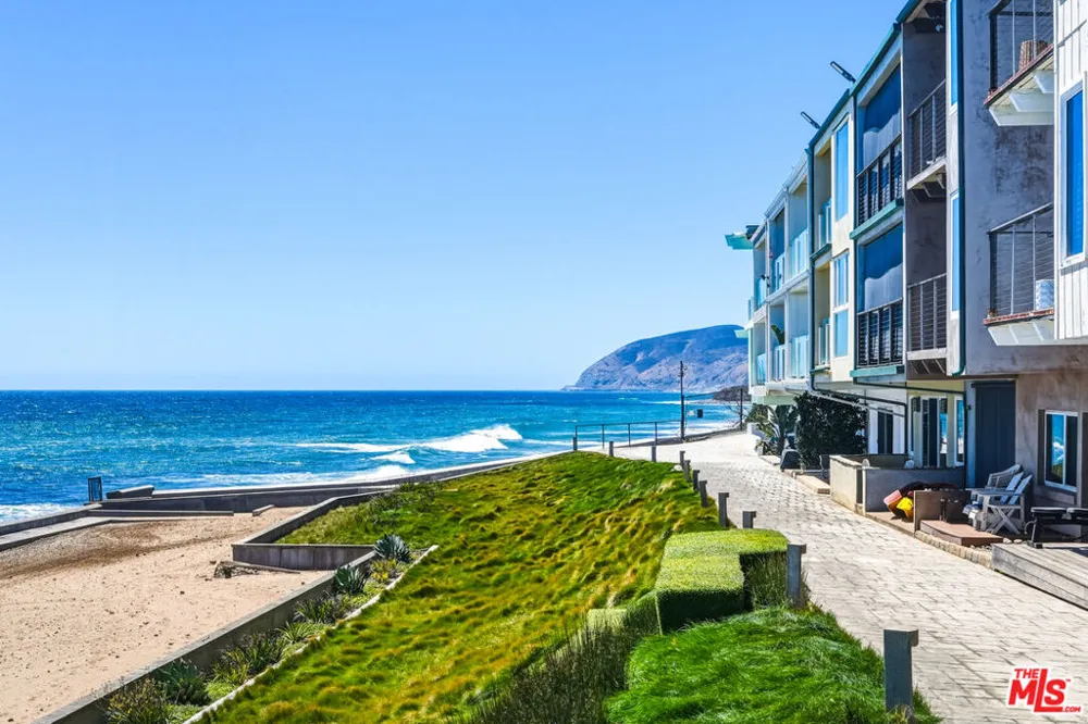 11854 Coral Reef Lane Malibu, CA 90265
