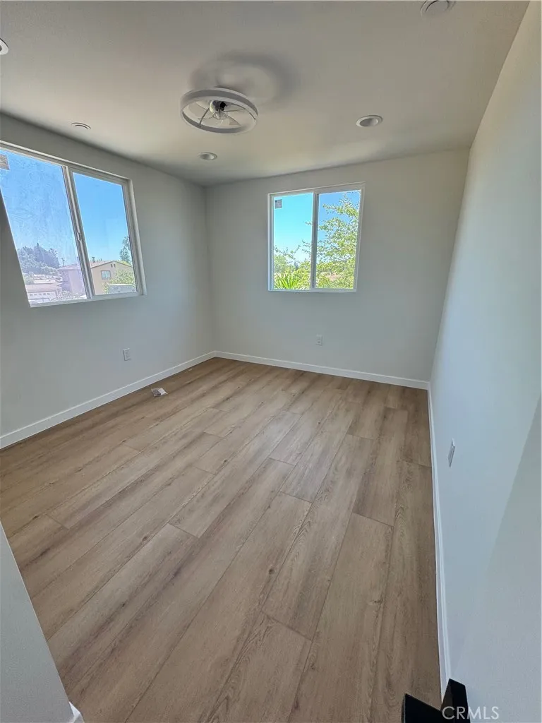 13913 Del sur Pacoima, CA 91331