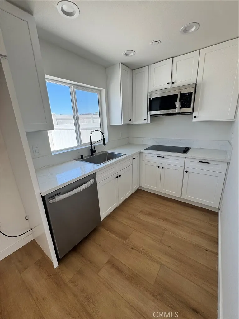 13913 Del sur Pacoima, CA 91331