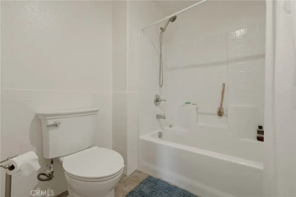 2180 Stonewood Mentone, CA 92359