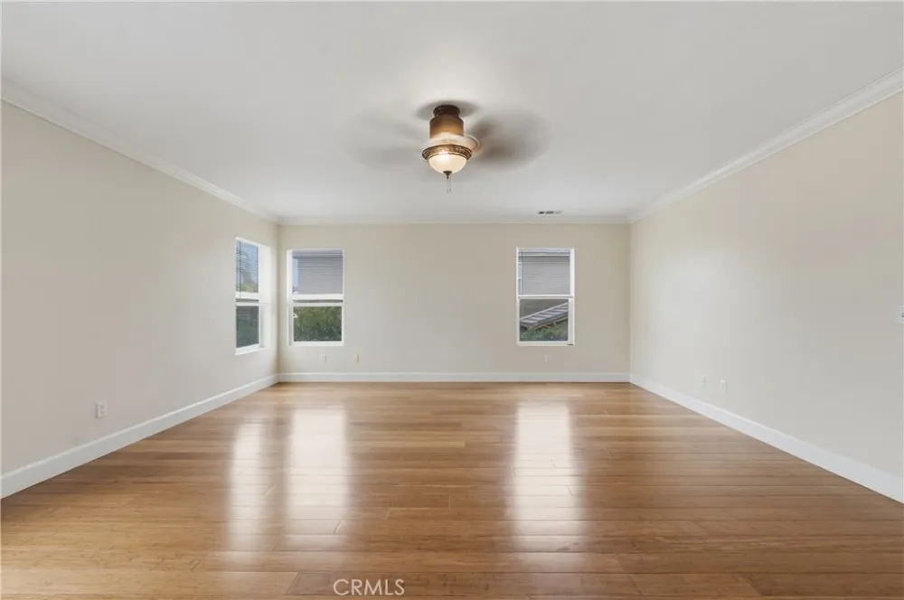 2180 Stonewood Mentone, CA 92359
