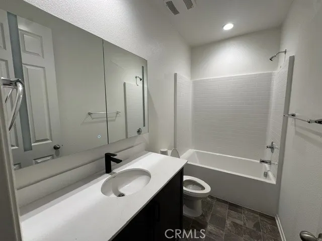 3071 Homeward Hemet, CA 92543