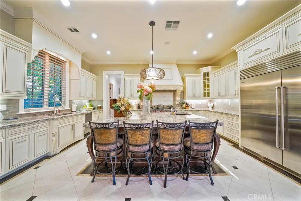 355 W Palm Dr Arcadia, CA 91007