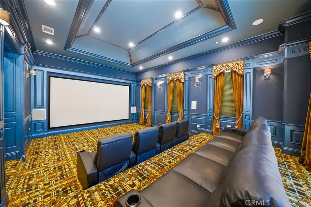 355 W Palm Dr Arcadia, CA 91007