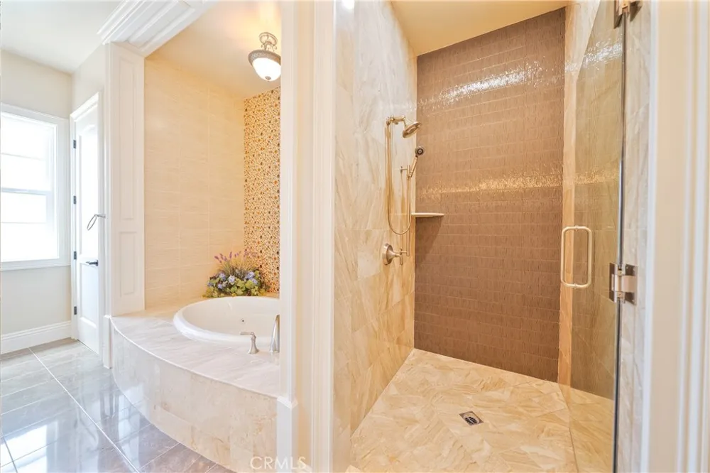 355 W Palm Dr Arcadia, CA 91007