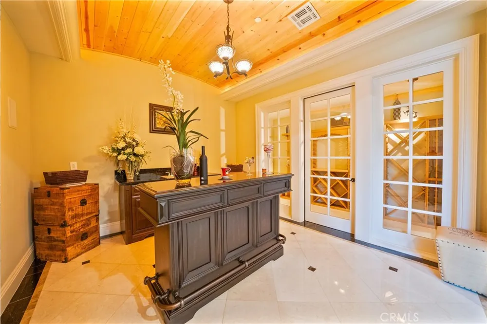 355 W Palm Dr Arcadia, CA 91007