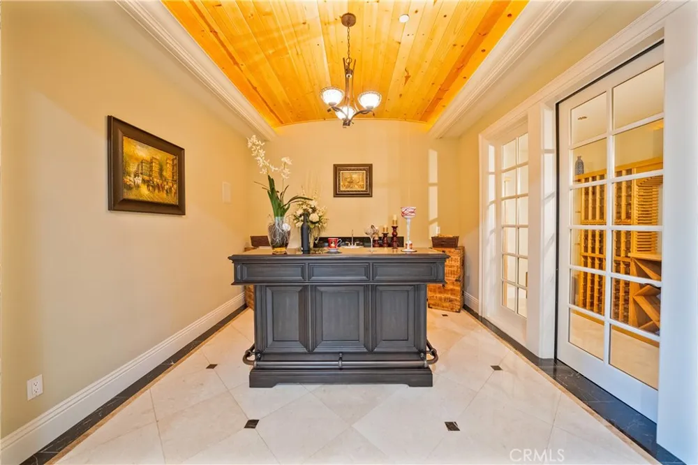 355 W Palm Dr Arcadia, CA 91007
