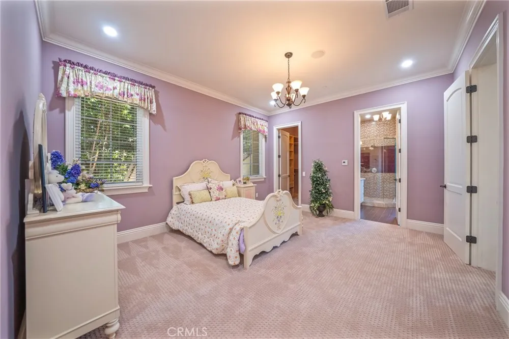 355 W Palm Dr Arcadia, CA 91007