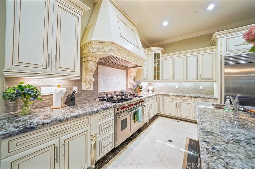 355 W Palm Dr Arcadia, CA 91007