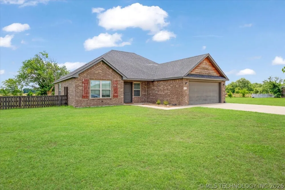 60 Autumn Run Durant, OK 74701