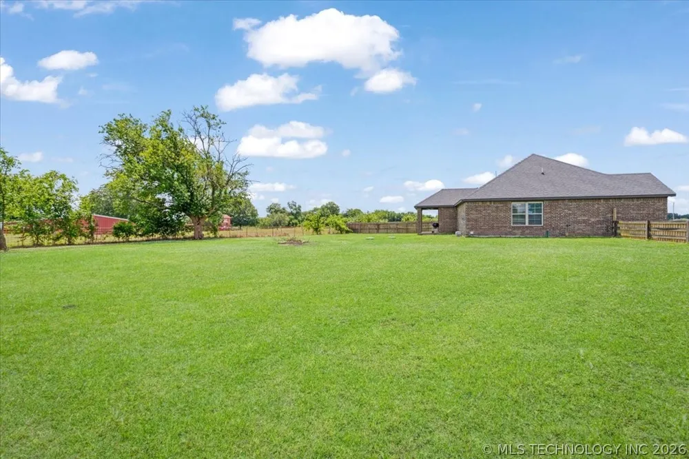 60 Autumn Run Durant, OK 74701