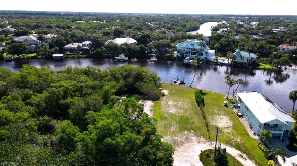 27510 Big Bend Road Bonita Springs, FL 34134