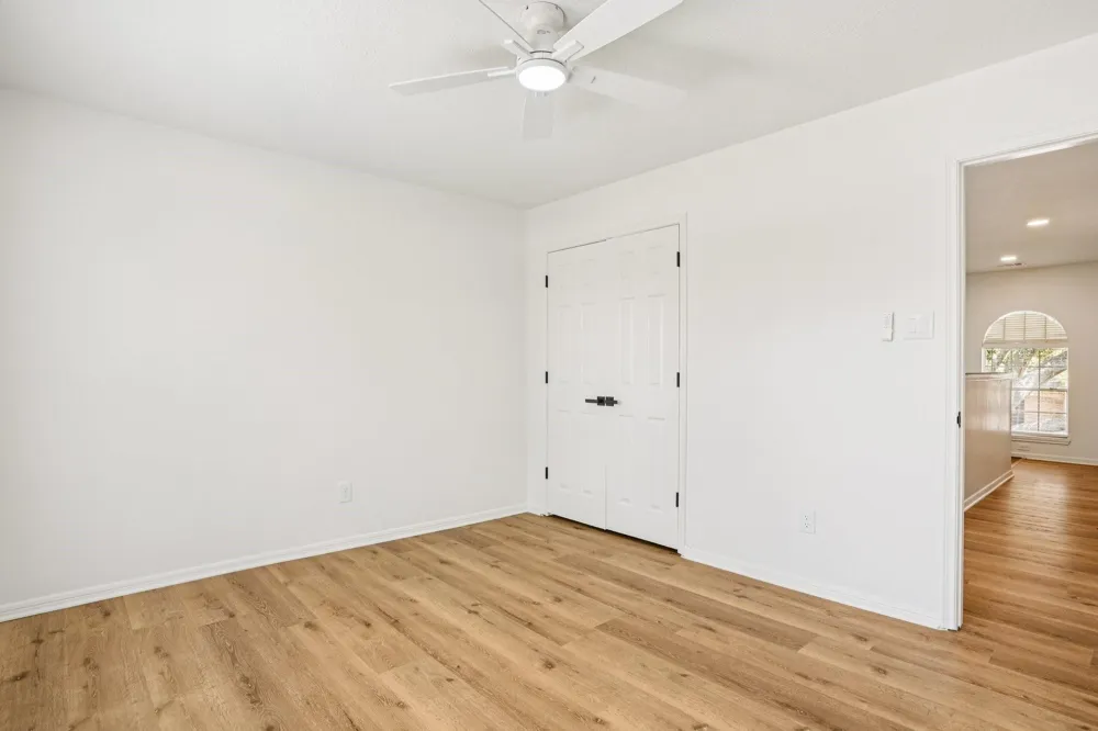 1808 Mission Circle Friendswood, TX 77546