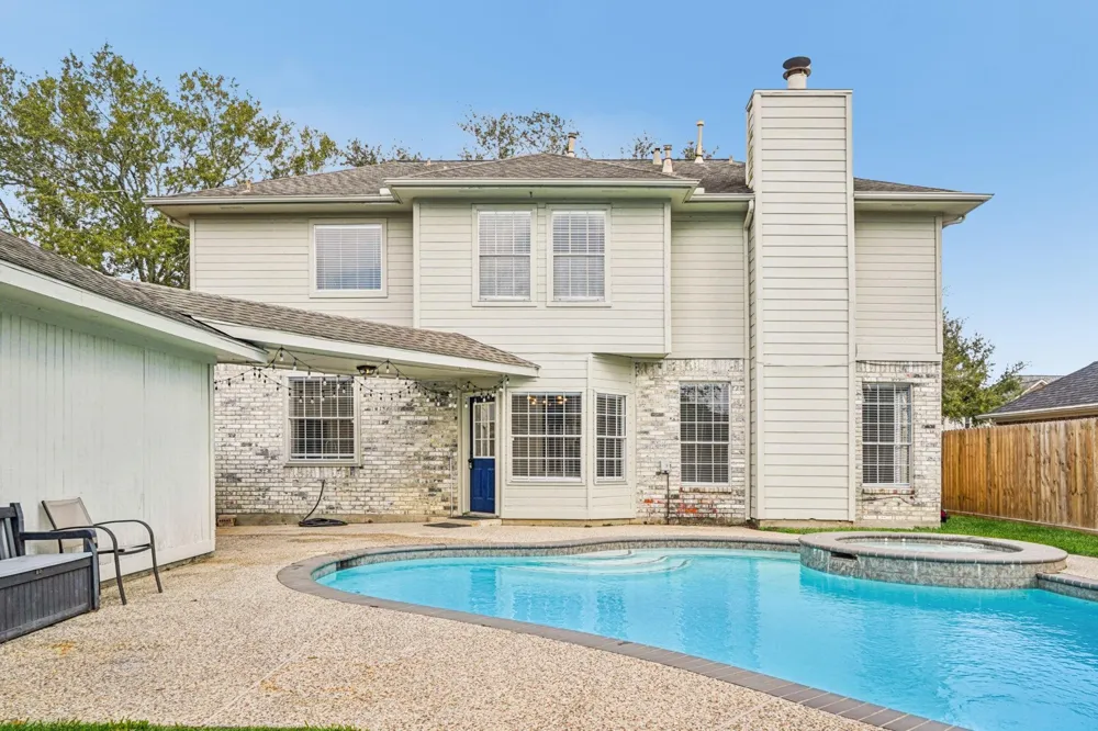 1808 Mission Circle Friendswood, TX 77546