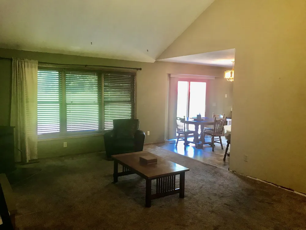 11348 Riverside Drive White Pigeon, MI 49099