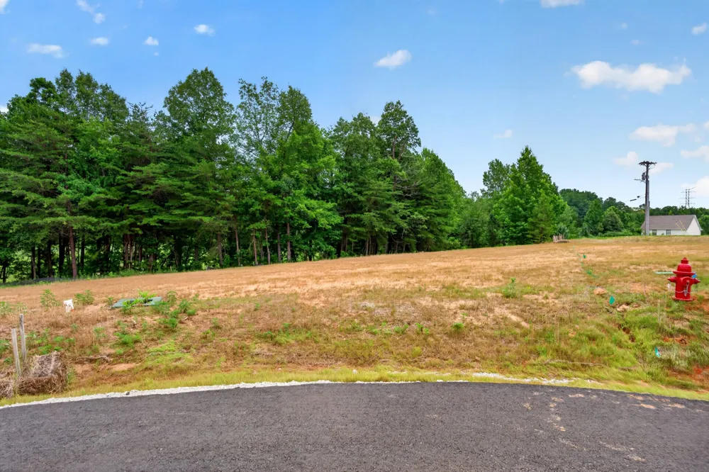 8 Brook View Dr Cookeville, TN 38501