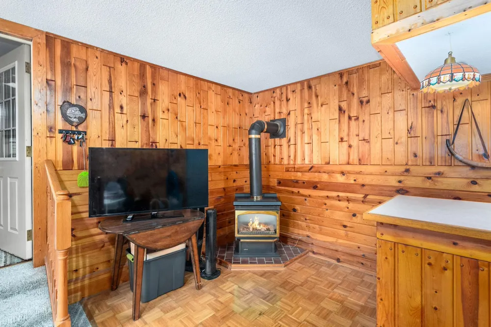728 Allen Street Cloquet, MN 55720