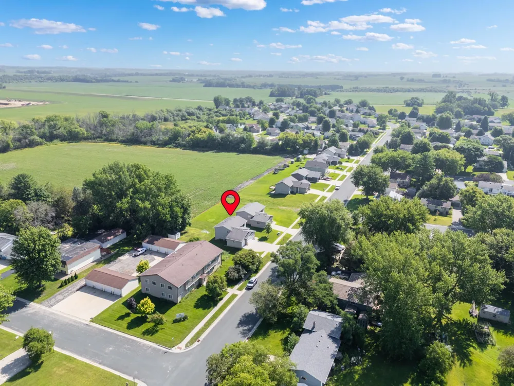 805 6th Street NE Stewartville, MN 55976