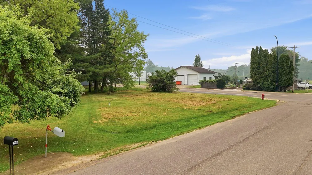 3934, 3936 Main Street Kettle River, MN 55757