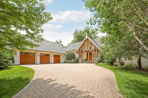415 Carpenters Pt
