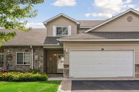 4805 Iris Alcove