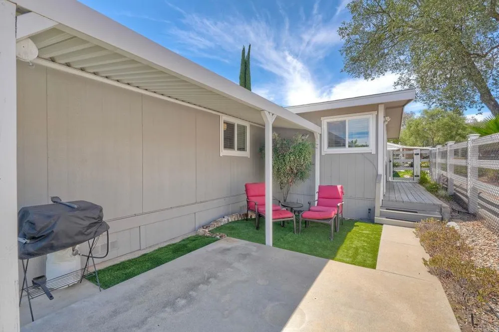 18218 Paradise Mountain Rd Spc 75 #Lot 75 Valley Center, CA 92082