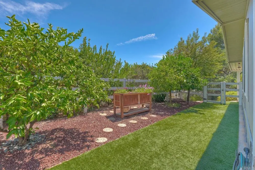 18218 Paradise Mountain Rd Spc 75 #Lot 75 Valley Center, CA 92082