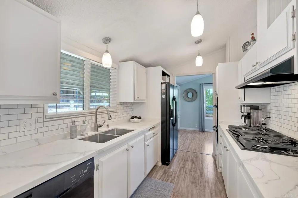 18218 Paradise Mountain Rd Spc 75 #Lot 75 Valley Center, CA 92082