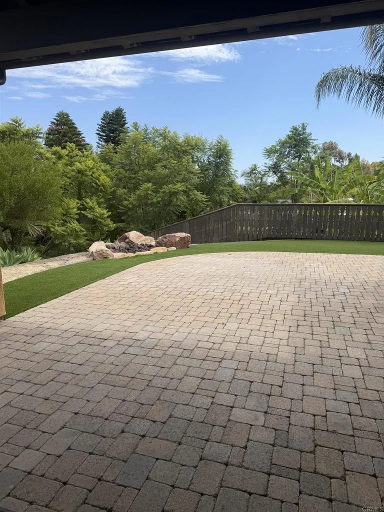 139 Avenida Esperanza Encinitas, CA 92024